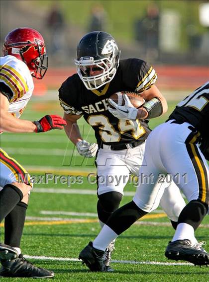 Thumbnail 1 in Sachem East @ Sachem North (D1 Semifinal) photogallery.