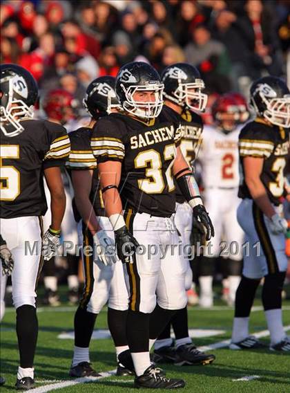 Thumbnail 3 in Sachem East @ Sachem North (D1 Semifinal) photogallery.