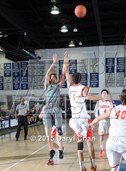 Thumbnail 1 in Green Valley vs Palm Desert (MaxPreps Holiday Classic) photogallery.