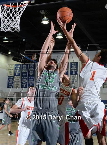 Thumbnail 1 in Green Valley vs Palm Desert (MaxPreps Holiday Classic) photogallery.