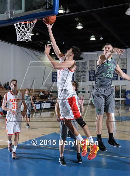 Thumbnail 2 in Green Valley vs Palm Desert (MaxPreps Holiday Classic) photogallery.