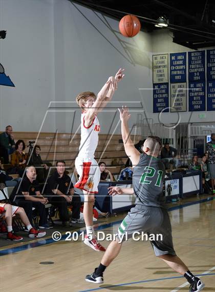 Thumbnail 2 in Green Valley vs Palm Desert (MaxPreps Holiday Classic) photogallery.