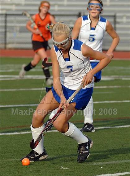 Thumbnail 3 in Ridgefield @ Darien (FCIAC Quarterfinal) photogallery.
