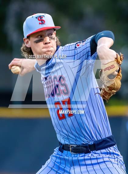 Thumbnail 1 in Triton @ Terry Sanford photogallery.