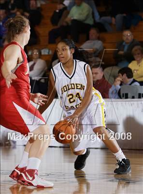 Thumbnail 3 in Central High vs Norwich Free Academy (Spalding Hoophall Classic) photogallery.