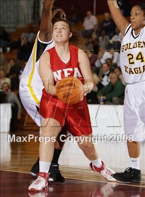 Thumbnail 3 in Central High vs Norwich Free Academy (Spalding Hoophall Classic) photogallery.