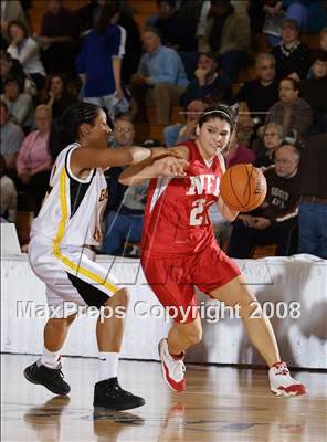 Thumbnail 2 in Central High vs Norwich Free Academy (Spalding Hoophall Classic) photogallery.