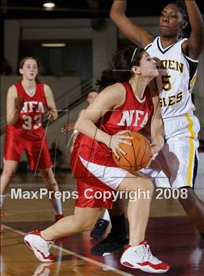 Thumbnail 2 in Central High vs Norwich Free Academy (Spalding Hoophall Classic) photogallery.