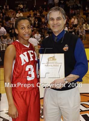 Thumbnail 3 in Central High vs Norwich Free Academy (Spalding Hoophall Classic) photogallery.