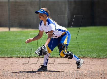Thumbnail 2 in Linden vs. Hughson (CIF SJS D5 Final) photogallery.