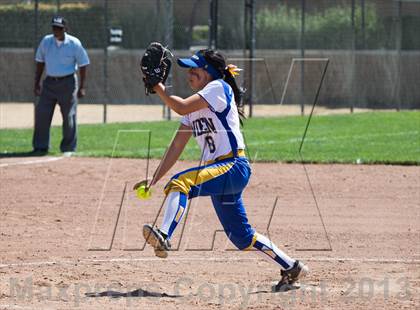 Thumbnail 2 in Linden vs. Hughson (CIF SJS D5 Final) photogallery.