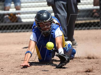 Thumbnail 3 in Linden vs. Hughson (CIF SJS D5 Final) photogallery.