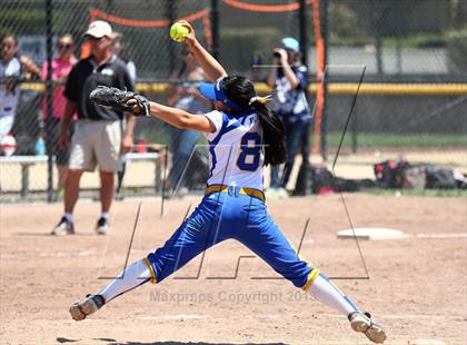 Thumbnail 1 in Linden vs. Hughson (CIF SJS D5 Final) photogallery.