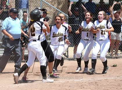 Thumbnail 2 in Linden vs. Hughson (CIF SJS D5 Final) photogallery.