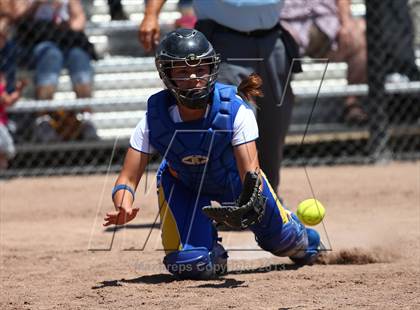 Thumbnail 2 in Linden vs. Hughson (CIF SJS D5 Final) photogallery.