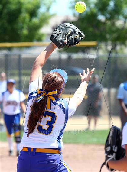 Thumbnail 2 in Linden vs. Hughson (CIF SJS D5 Final) photogallery.