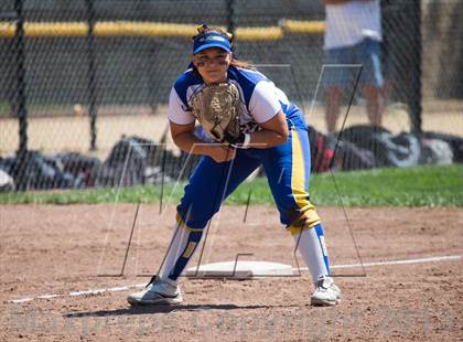 Thumbnail 3 in Linden vs. Hughson (CIF SJS D5 Final) photogallery.