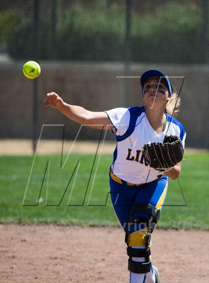 Thumbnail 1 in Linden vs. Hughson (CIF SJS D5 Final) photogallery.
