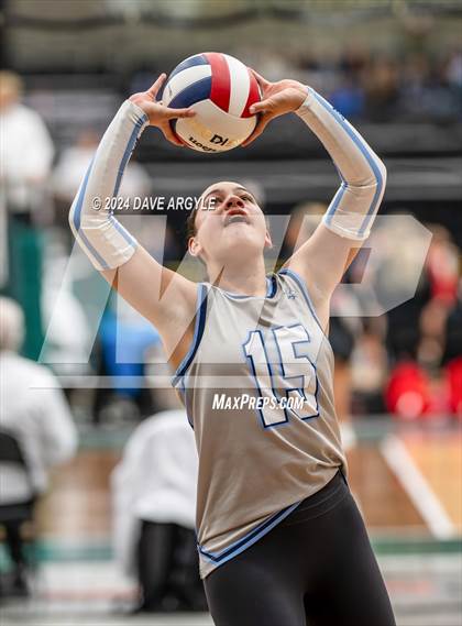 Thumbnail 3 in Syracuse vs. Westlake (UHSAA 6A Second Round) photogallery.