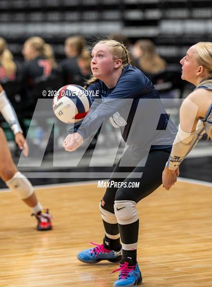 Thumbnail 1 in Syracuse vs. Westlake (UHSAA 6A Second Round) photogallery.