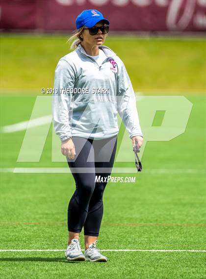 Thumbnail 2 in Regis Jesuit vs. Cherry Creek (CHSAA Semifinal) photogallery.