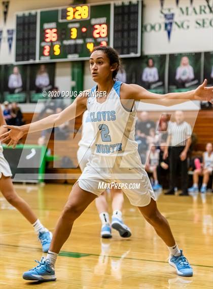 Thumbnail 3 in Bishop Gorman vs. Clovis North (MLK Showcase) photogallery.