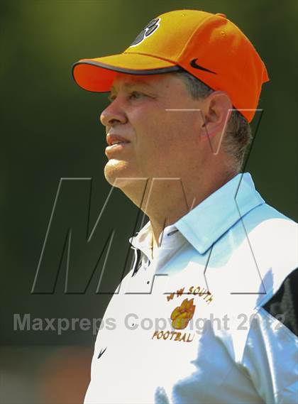 Thumbnail 3 in Wheaton-Warrenville South @ Glenbard West photogallery.