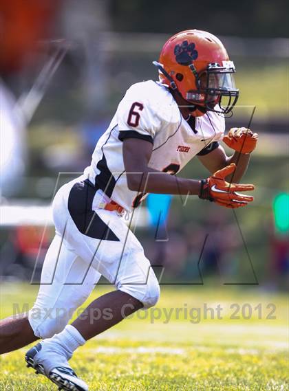Thumbnail 3 in Wheaton-Warrenville South @ Glenbard West photogallery.