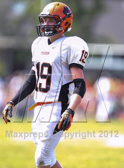 Thumbnail 2 in Wheaton-Warrenville South @ Glenbard West photogallery.