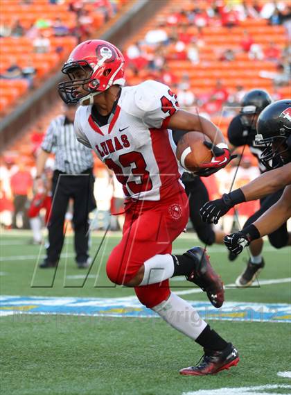 Thumbnail 2 in Lahainaluna vs. 'Iolani (HHSAA D2 Final) photogallery.