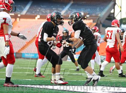 Thumbnail 3 in Lahainaluna vs. 'Iolani (HHSAA D2 Final) photogallery.