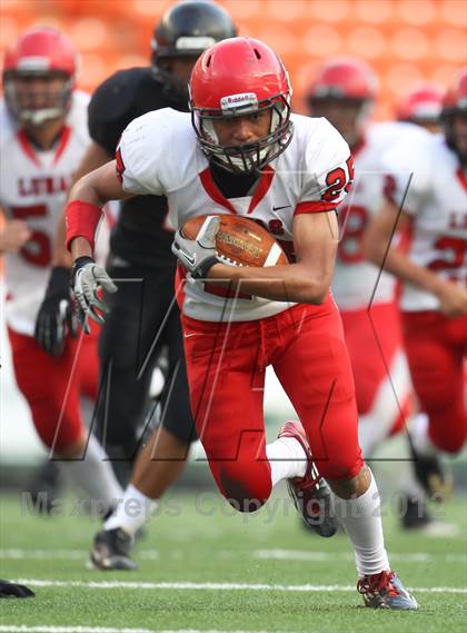 Thumbnail 2 in Lahainaluna vs. 'Iolani (HHSAA D2 Final) photogallery.
