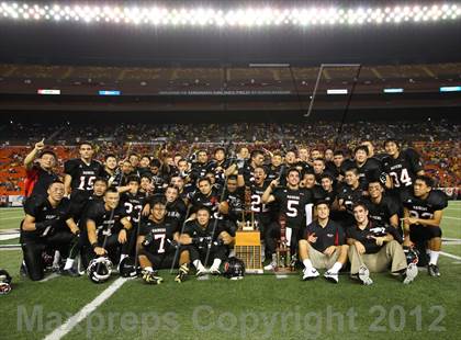 Thumbnail 2 in Lahainaluna vs. 'Iolani (HHSAA D2 Final) photogallery.