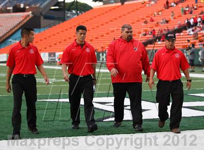 Thumbnail 2 in Lahainaluna vs. 'Iolani (HHSAA D2 Final) photogallery.