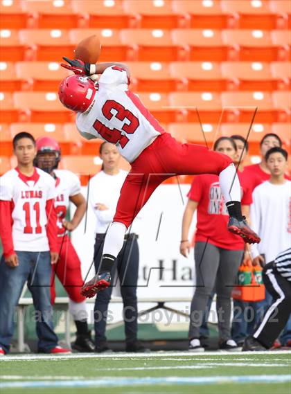 Thumbnail 3 in Lahainaluna vs. 'Iolani (HHSAA D2 Final) photogallery.