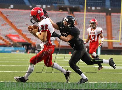 Thumbnail 3 in Lahainaluna vs. 'Iolani (HHSAA D2 Final) photogallery.