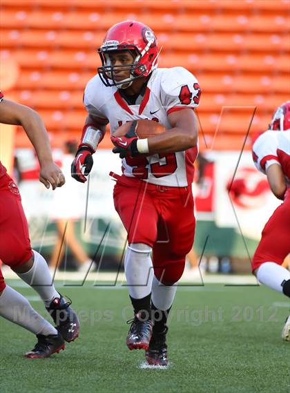 Thumbnail 1 in Lahainaluna vs. 'Iolani (HHSAA D2 Final) photogallery.