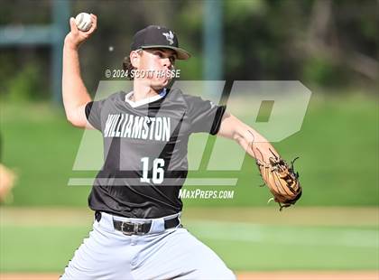 Thumbnail 3 in Williamston vs. Grand Ledge photogallery.