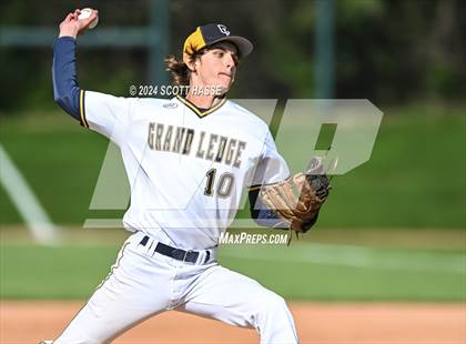 Thumbnail 2 in Williamston vs. Grand Ledge photogallery.