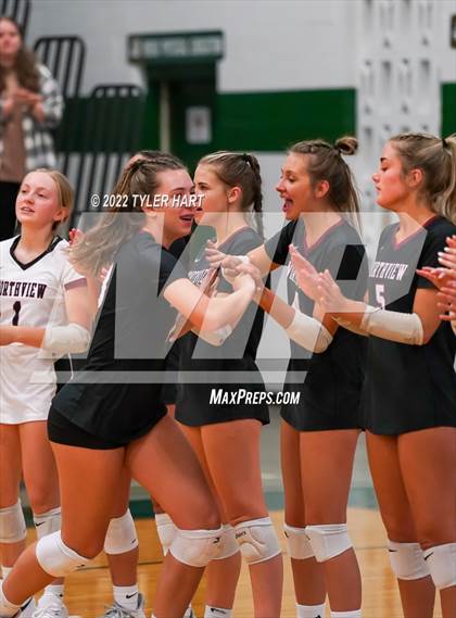 Thumbnail 1 in Western Boone vs. Northview (IHSAA 3A Regional Semi Final) photogallery.