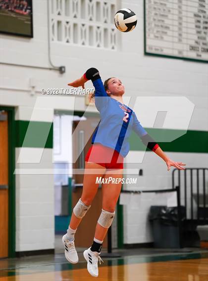 Thumbnail 1 in Western Boone vs. Northview (IHSAA 3A Regional Semi Final) photogallery.