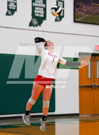 Thumbnail 3 in Western Boone vs. Northview (IHSAA 3A Regional Semi Final) photogallery.