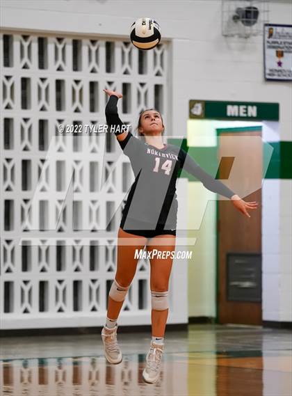 Thumbnail 2 in Western Boone vs. Northview (IHSAA 3A Regional Semi Final) photogallery.