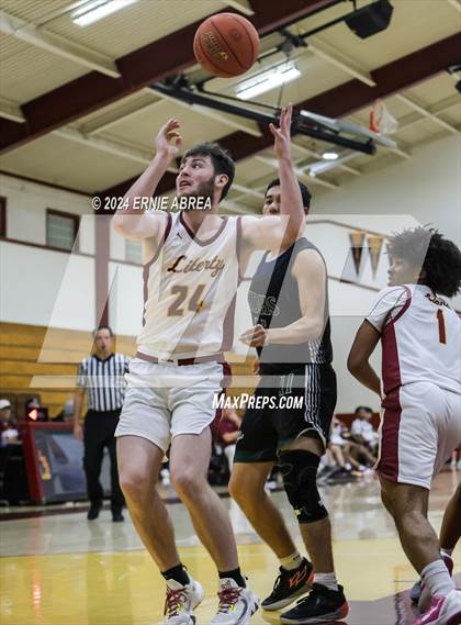 Thumbnail 2 in Mt. Diablo vs. Liberty (Stonebarger Tournament)  photogallery.