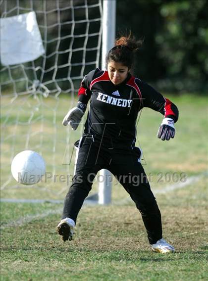 Thumbnail 2 in Kennedy vs. Palmdale photogallery.