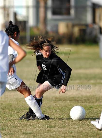 Thumbnail 3 in Kennedy vs. Palmdale photogallery.