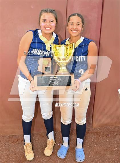 Thumbnail 3 in St. David vs. Joseph City (AIA 1A Final - Awards) photogallery.
