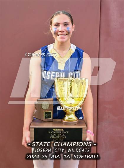 Thumbnail 3 in St. David vs. Joseph City (AIA 1A Final - Awards) photogallery.