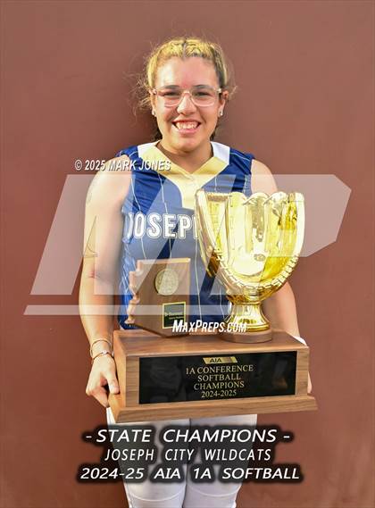 Thumbnail 1 in St. David vs. Joseph City (AIA 1A Final - Awards) photogallery.