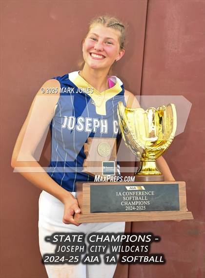 Thumbnail 1 in St. David vs. Joseph City (AIA 1A Final - Awards) photogallery.